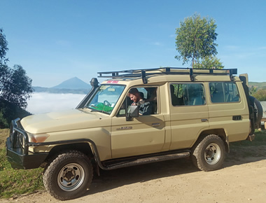 Uganda Safari Jeep